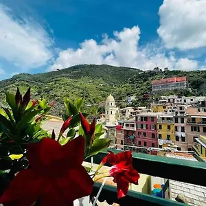 Apartment La Terrazza Di